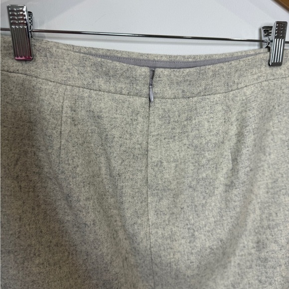 J. Crew Silver Wool Blend Mini Skirt (Size 0) - Picture 4 of 6